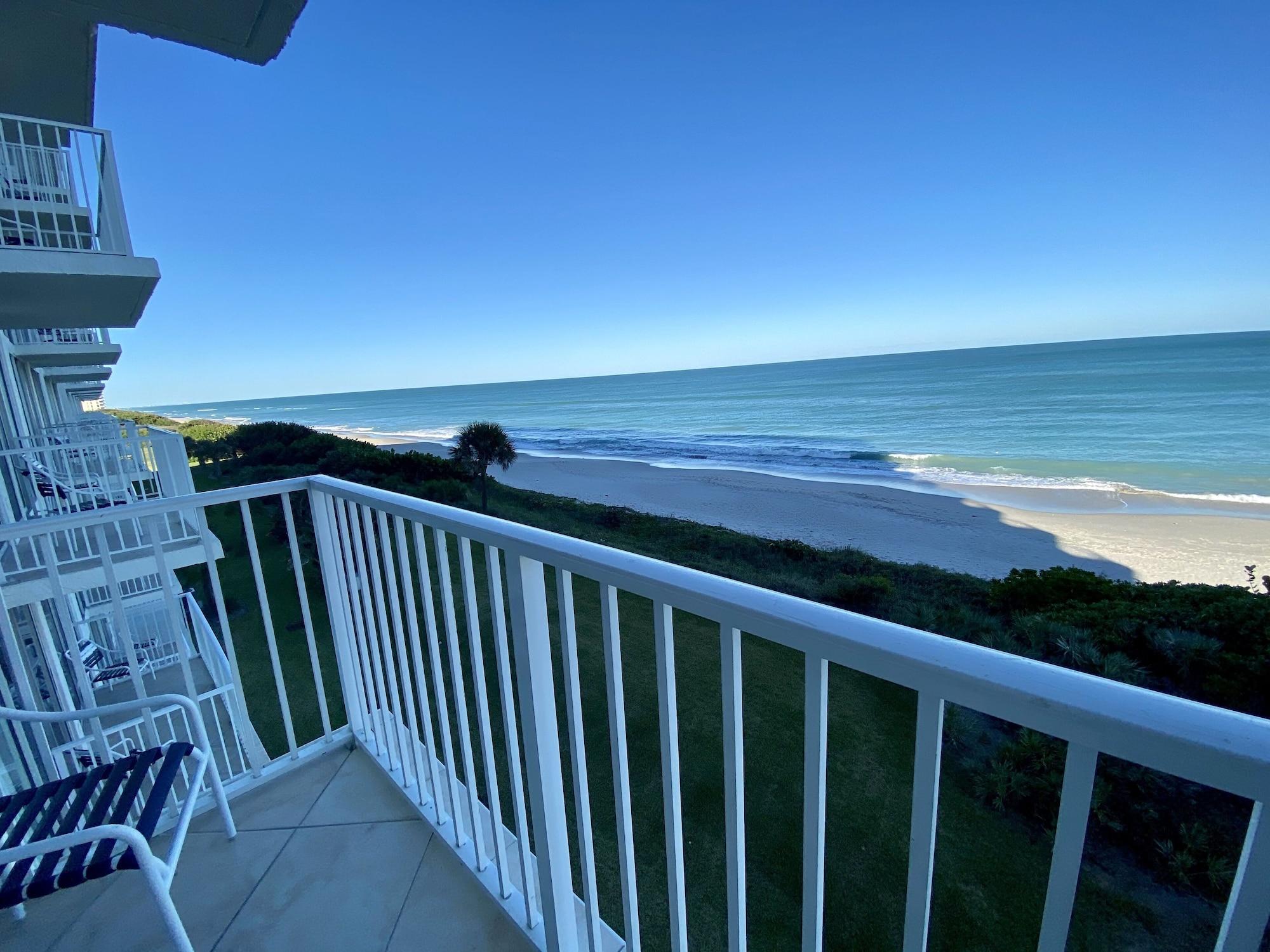 Radisson Oceanfront Hotel 3*